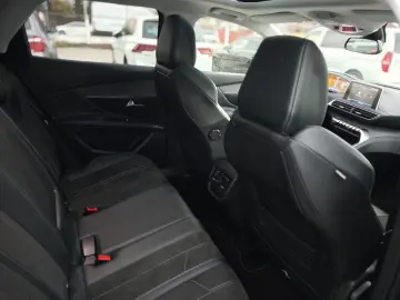 Peugeot 3008 – Pure Tech CROSWAY  automata - 2019