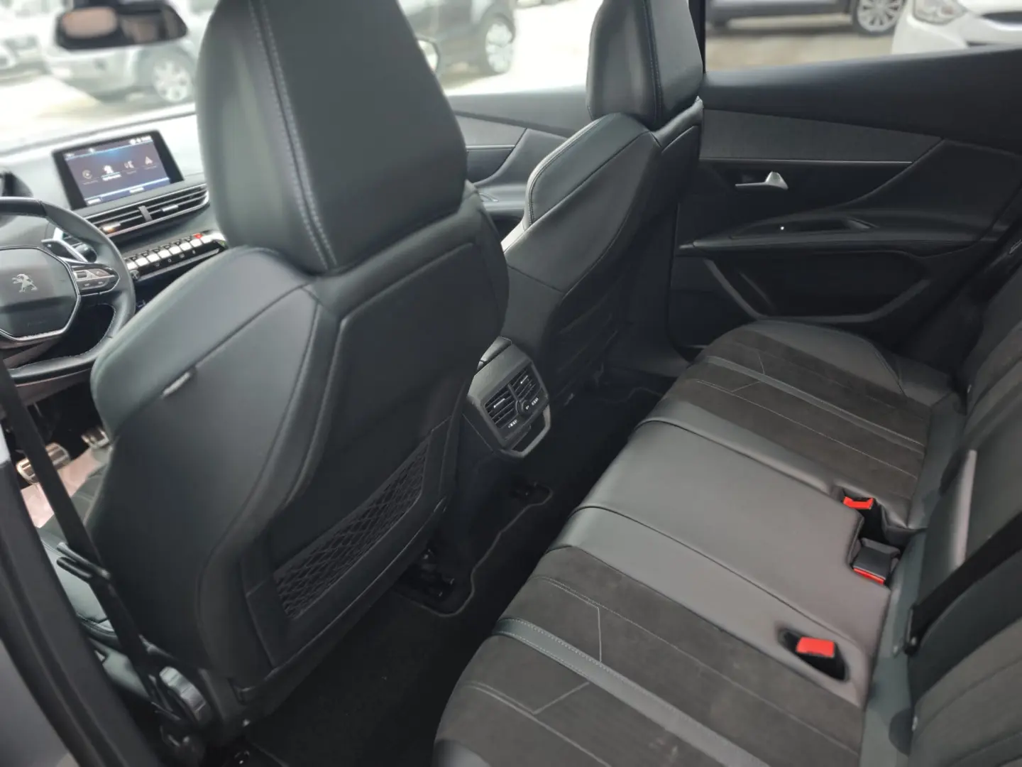 Peugeot 3008 – Pure Tech CROSWAY  automata - 2019