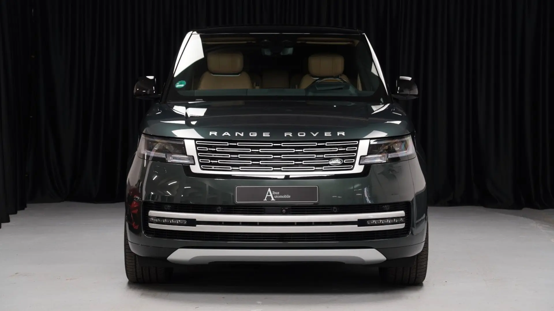 RangeRover P530 Autobiography  360 Massage AHK