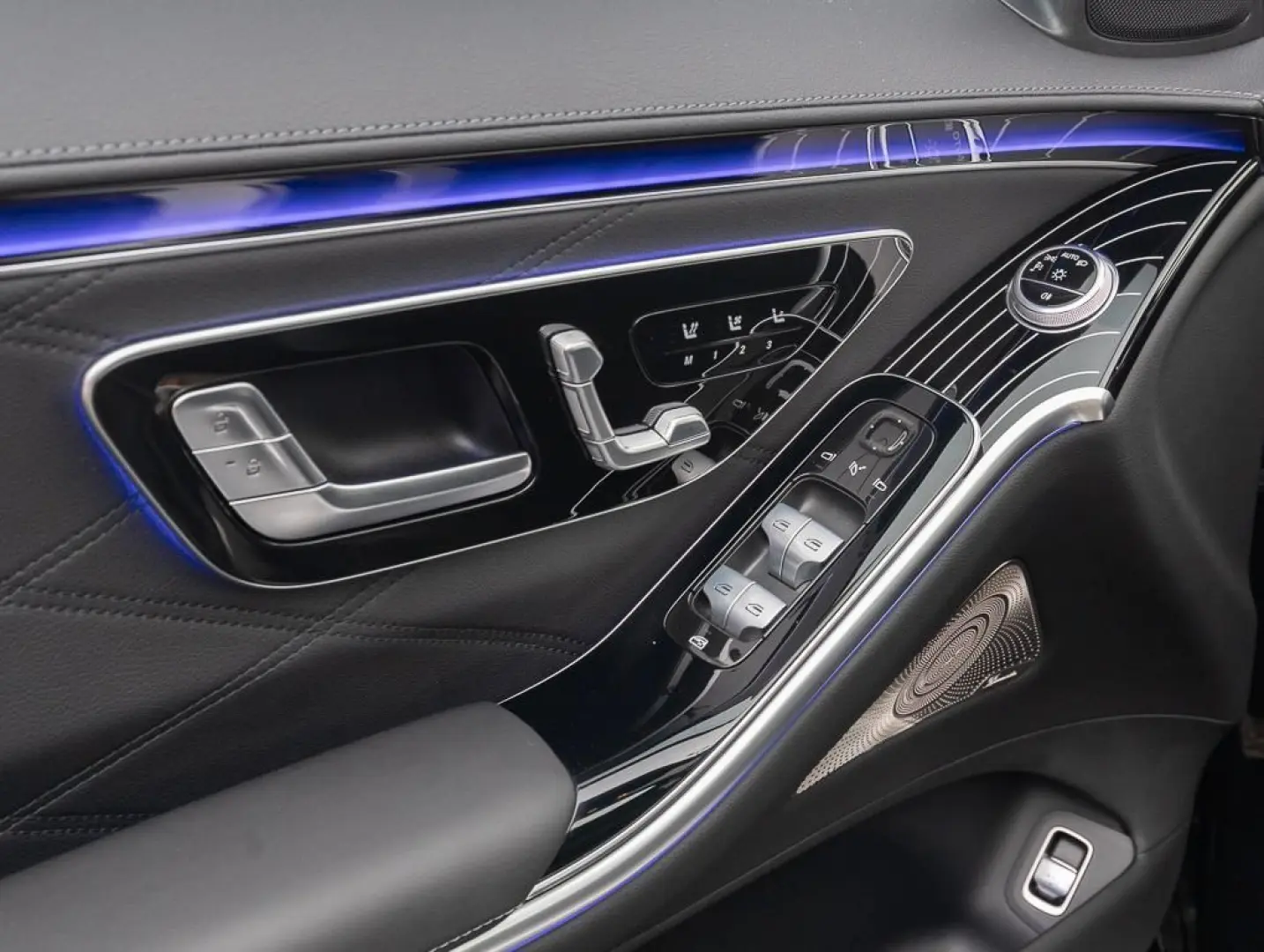 AMG S 63 E Performance ACC LED Navi Pano SD SHZ