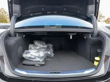 AMG S 63 E Performance ACC LED Navi Pano SD SHZ