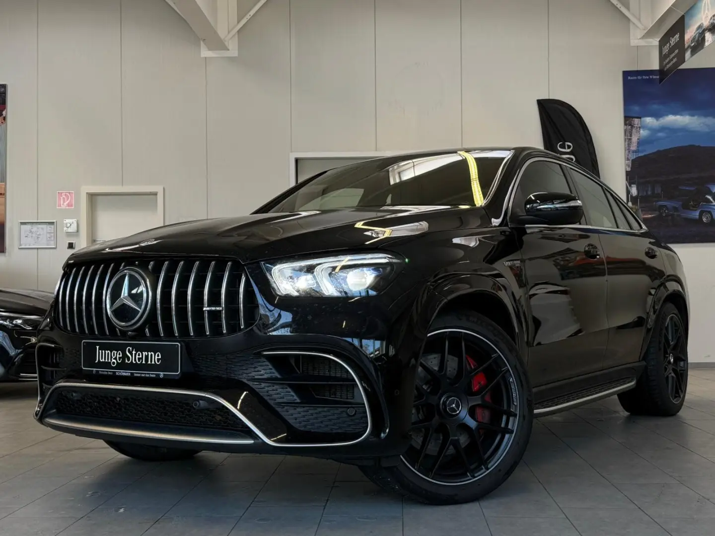 GLE 63 S 4M  Coupé DRIVERS PANO MBEAM HUD 22