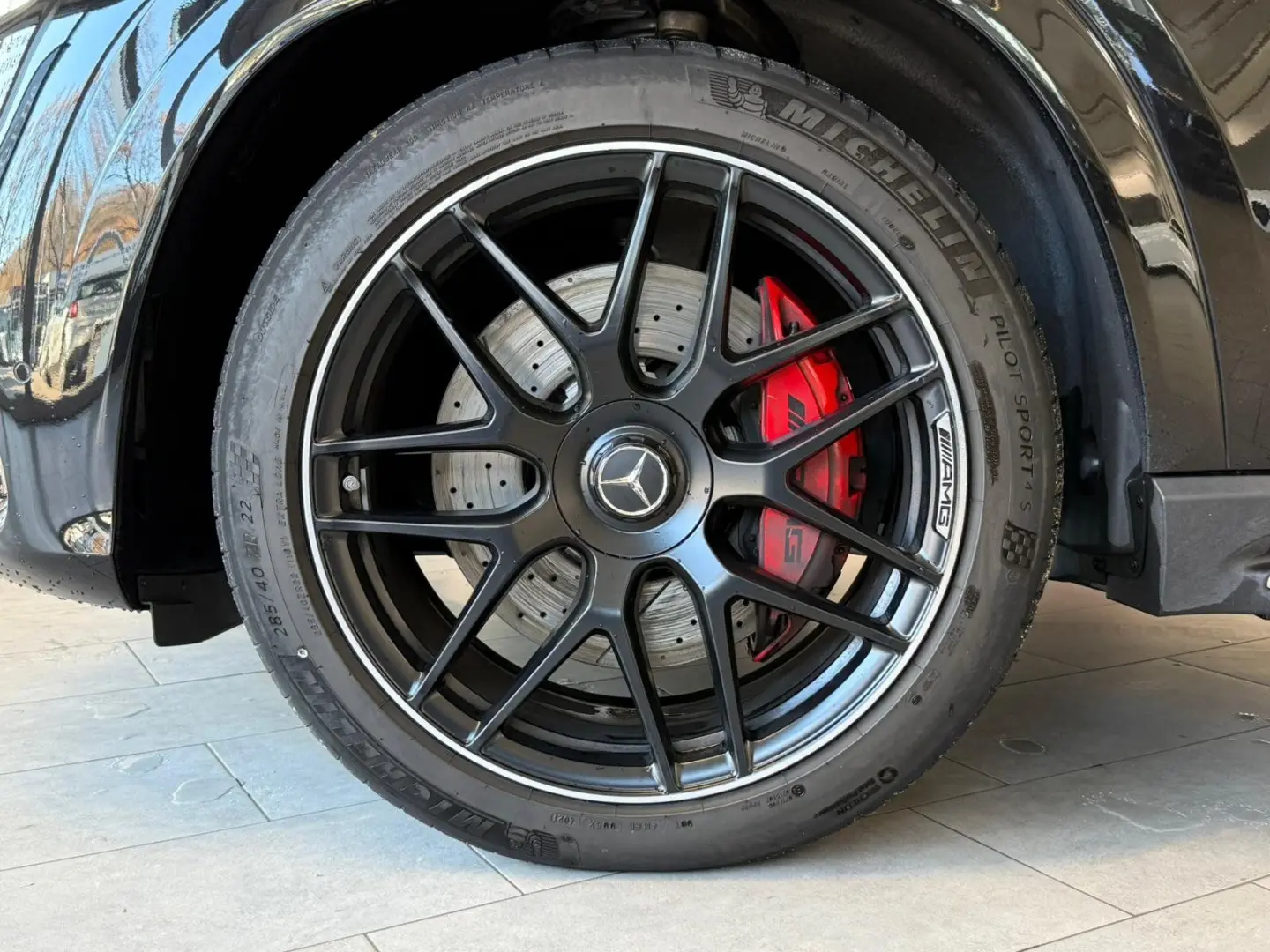 GLE 63 S 4M  Coupé DRIVERS PANO MBEAM HUD 22