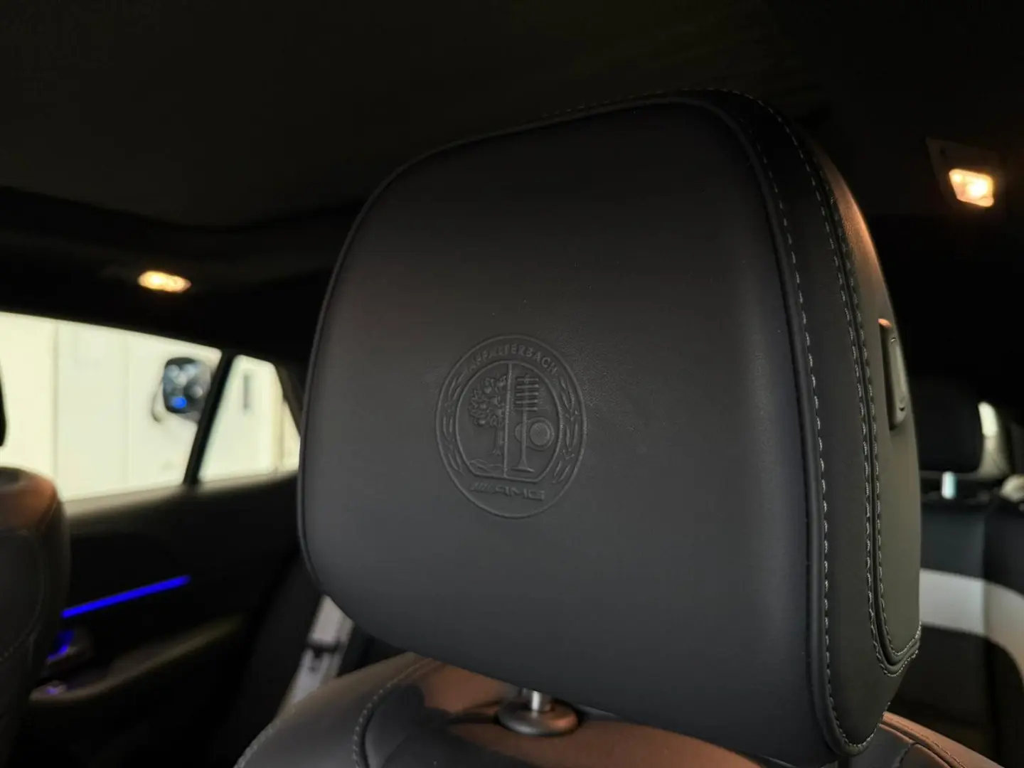 GLE 63 S 4M  Coupé DRIVERS PANO MBEAM HUD 22