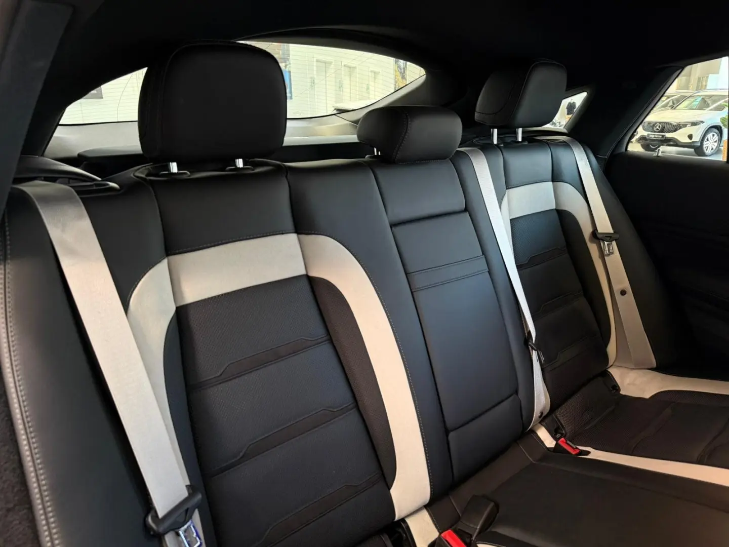 GLE 63 S 4M  Coupé DRIVERS PANO MBEAM HUD 22