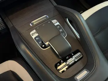GLE 63 S 4M  Coupé DRIVERS PANO MBEAM HUD 22
