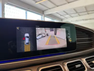GLE 63 S 4M  Coupé DRIVERS PANO MBEAM HUD 22