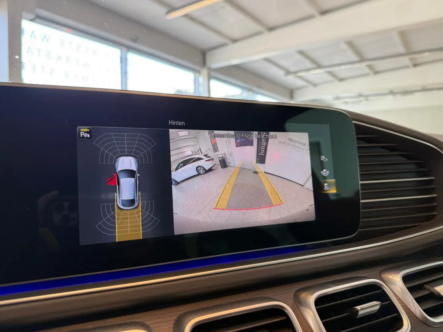 GLE 63 S 4M  Coupé DRIVERS PANO MBEAM HUD 22