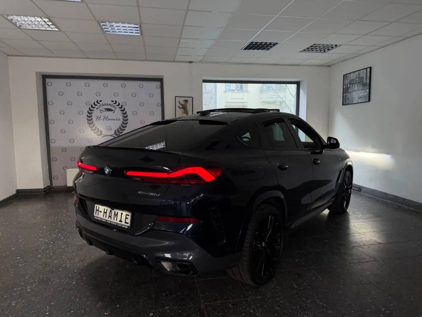 X6 30d M-SPORT LASER CARBON ICONIC H&K HUD 360