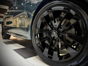 Range Rover Sport P510e First Edition Pano HuD