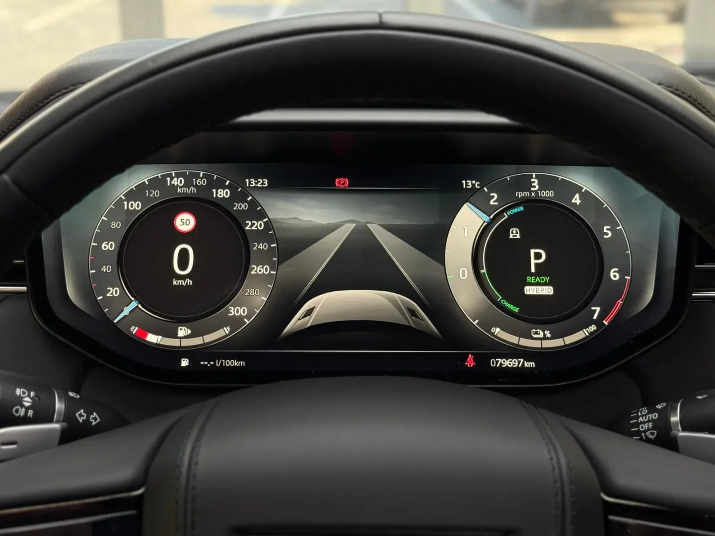 Range Rover Sport P510e First Edition Pano HuD