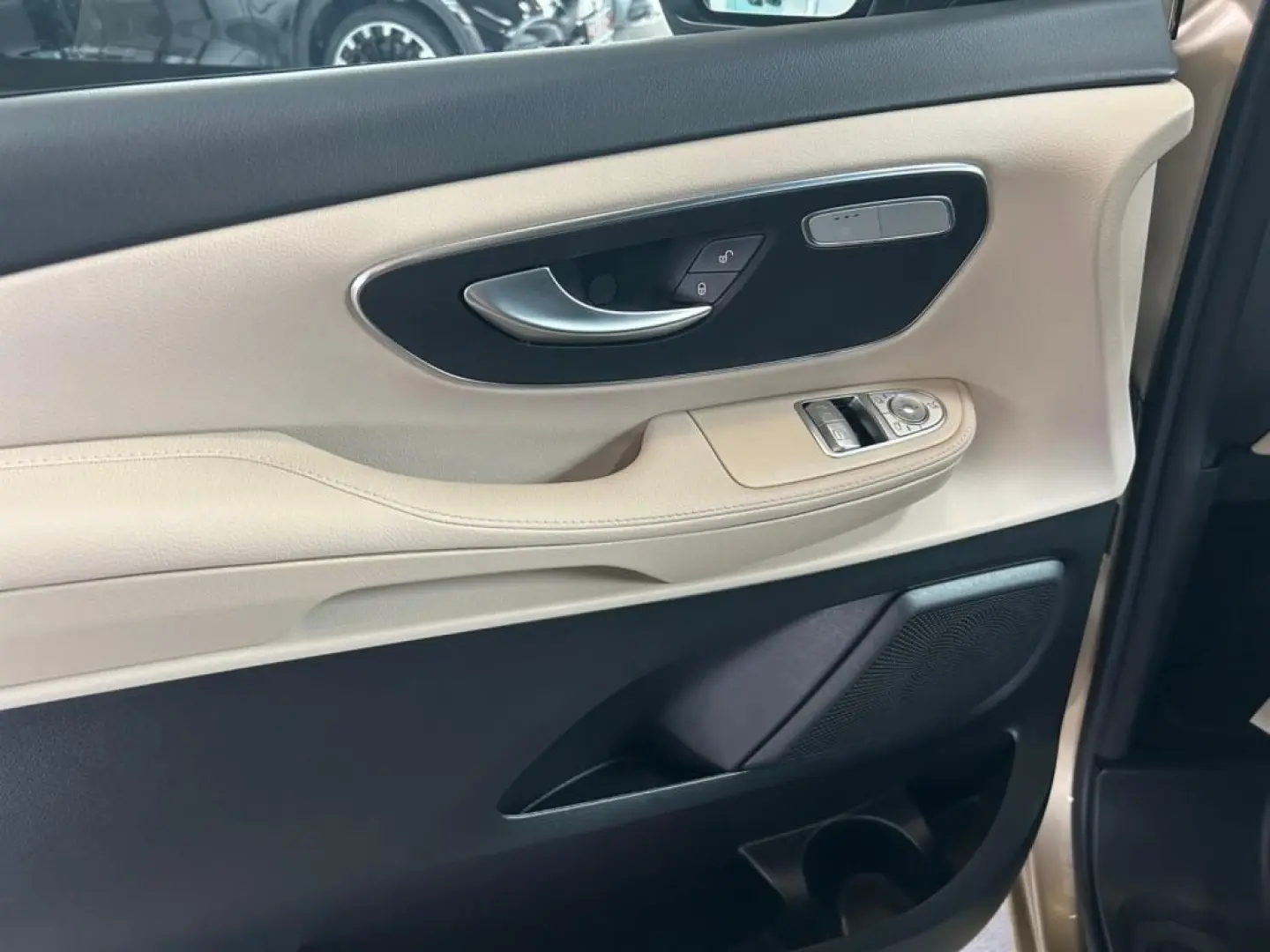 V 300d Marco Polo AMG Multibeam Airmatic Navi