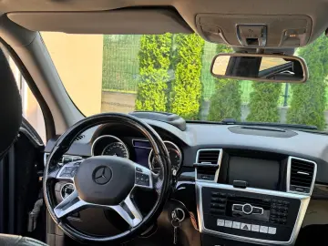 Mercedes-Benz ML 350