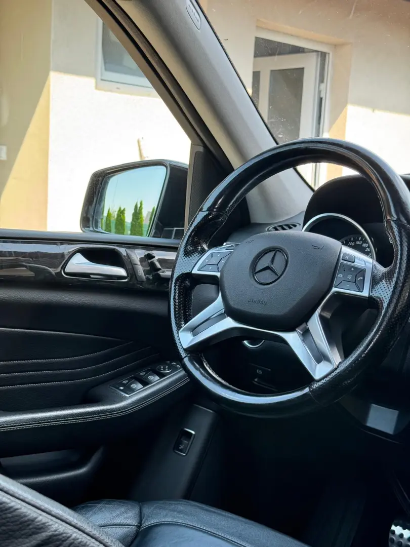 Mercedes-Benz ML 350