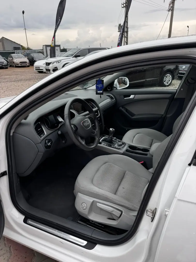 Audi A4 2013 2.0L Diesel