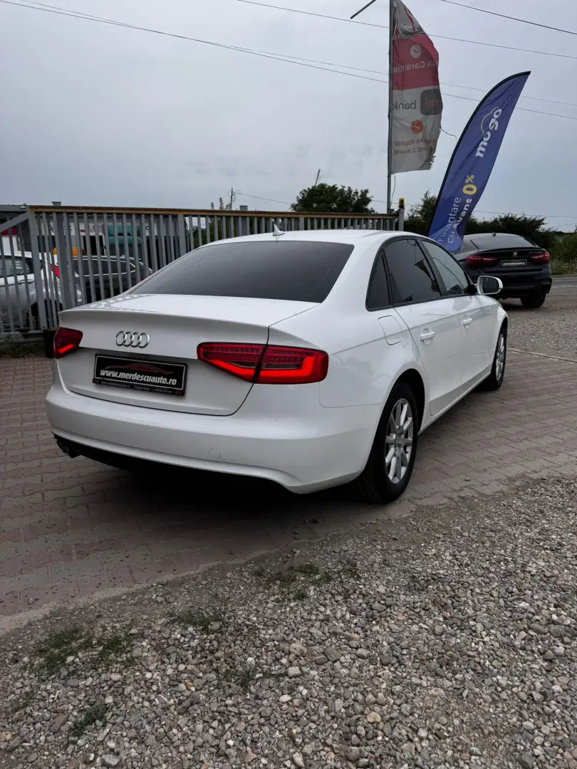 Audi A4 2013 2.0L Diesel