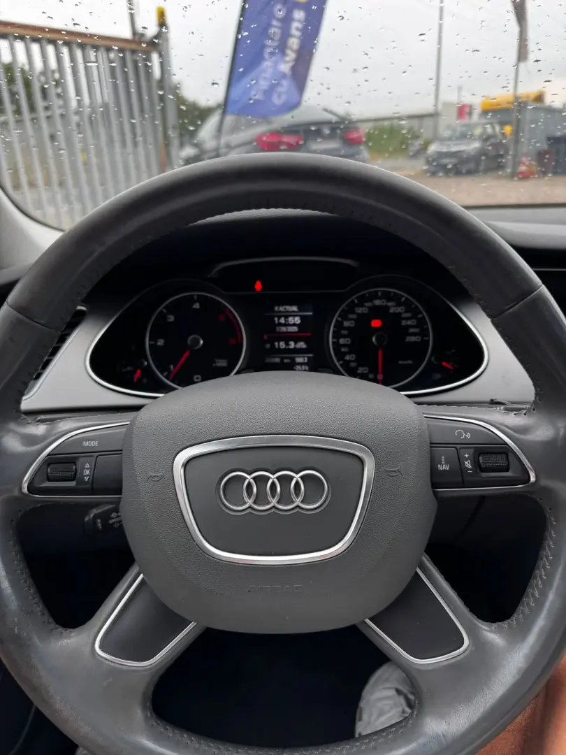 Audi A4 2013 2.0L Diesel