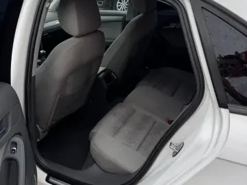 Audi A4 2013 2.0L Diesel