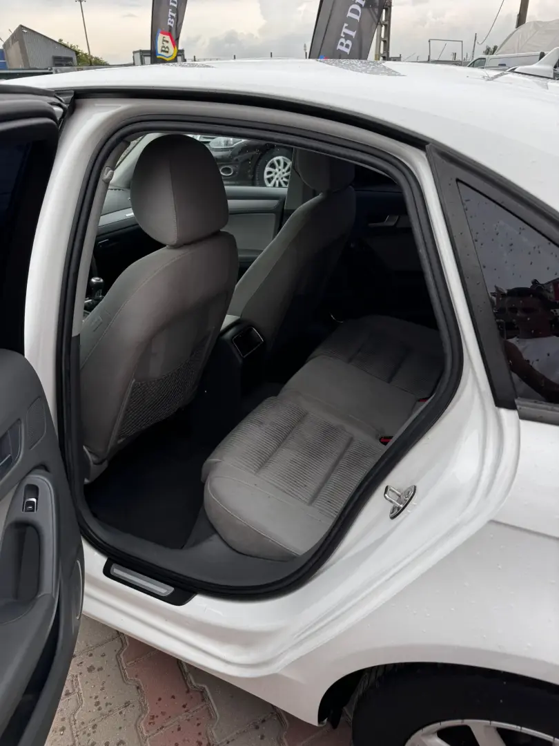 Audi A4 2013 2.0L Diesel