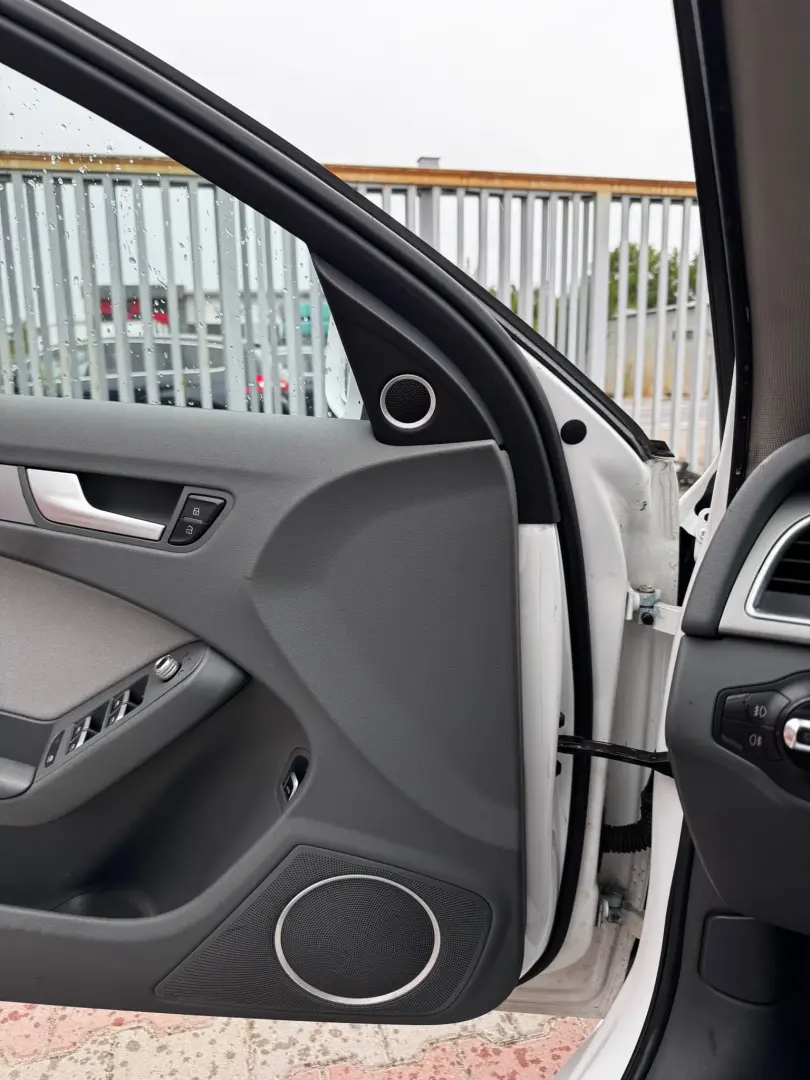 Audi A4 2013 2.0L Diesel