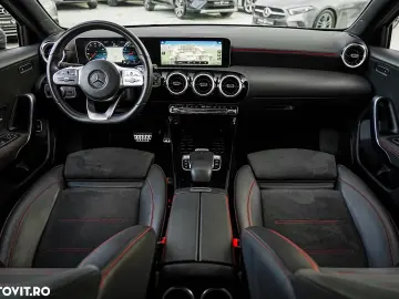 Mercedes-Benz A 180 7G-DCT AMG Line