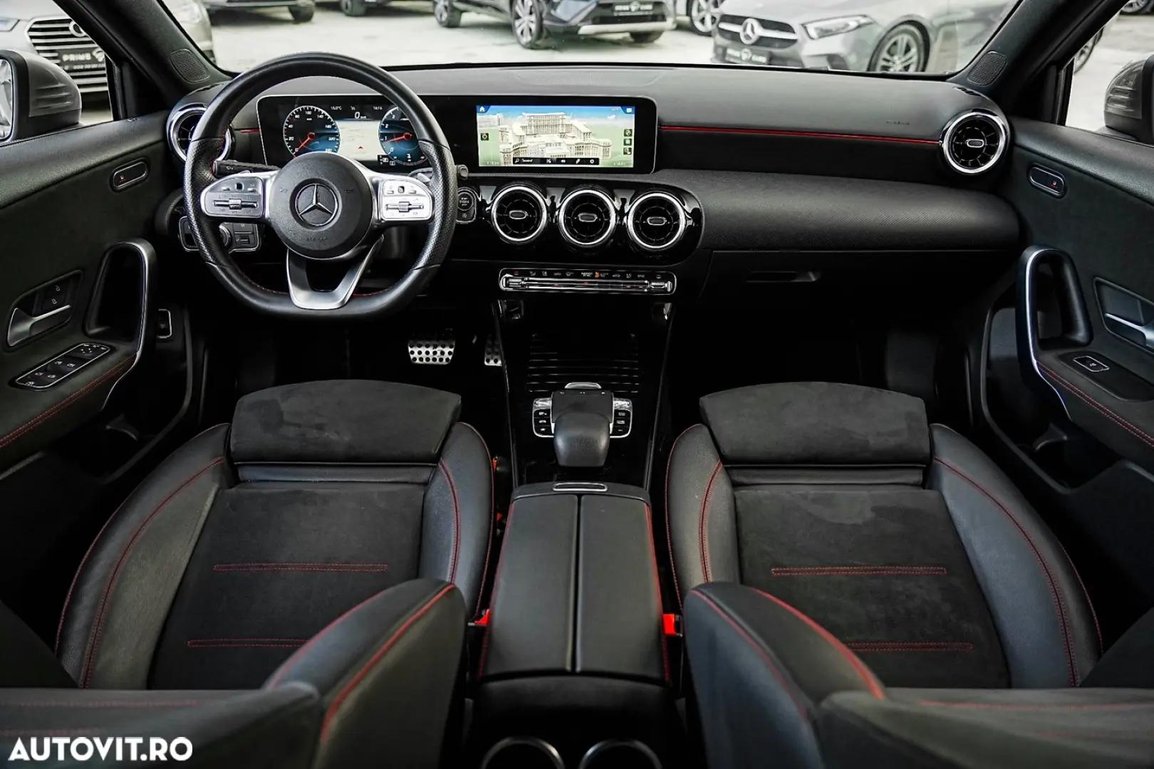 Mercedes-Benz A 180 7G-DCT AMG Line