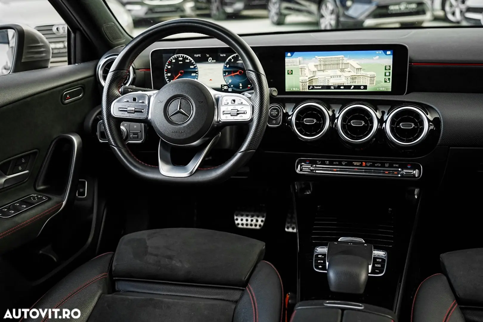 Mercedes-Benz A 180 7G-DCT AMG Line
