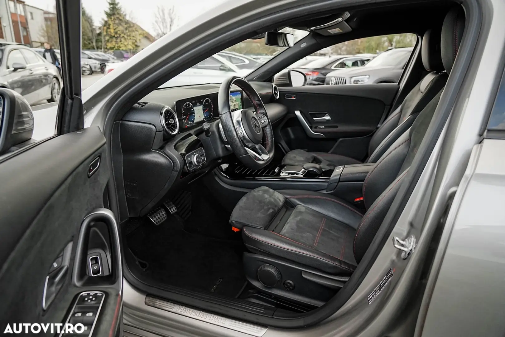 Mercedes-Benz A 180 7G-DCT AMG Line