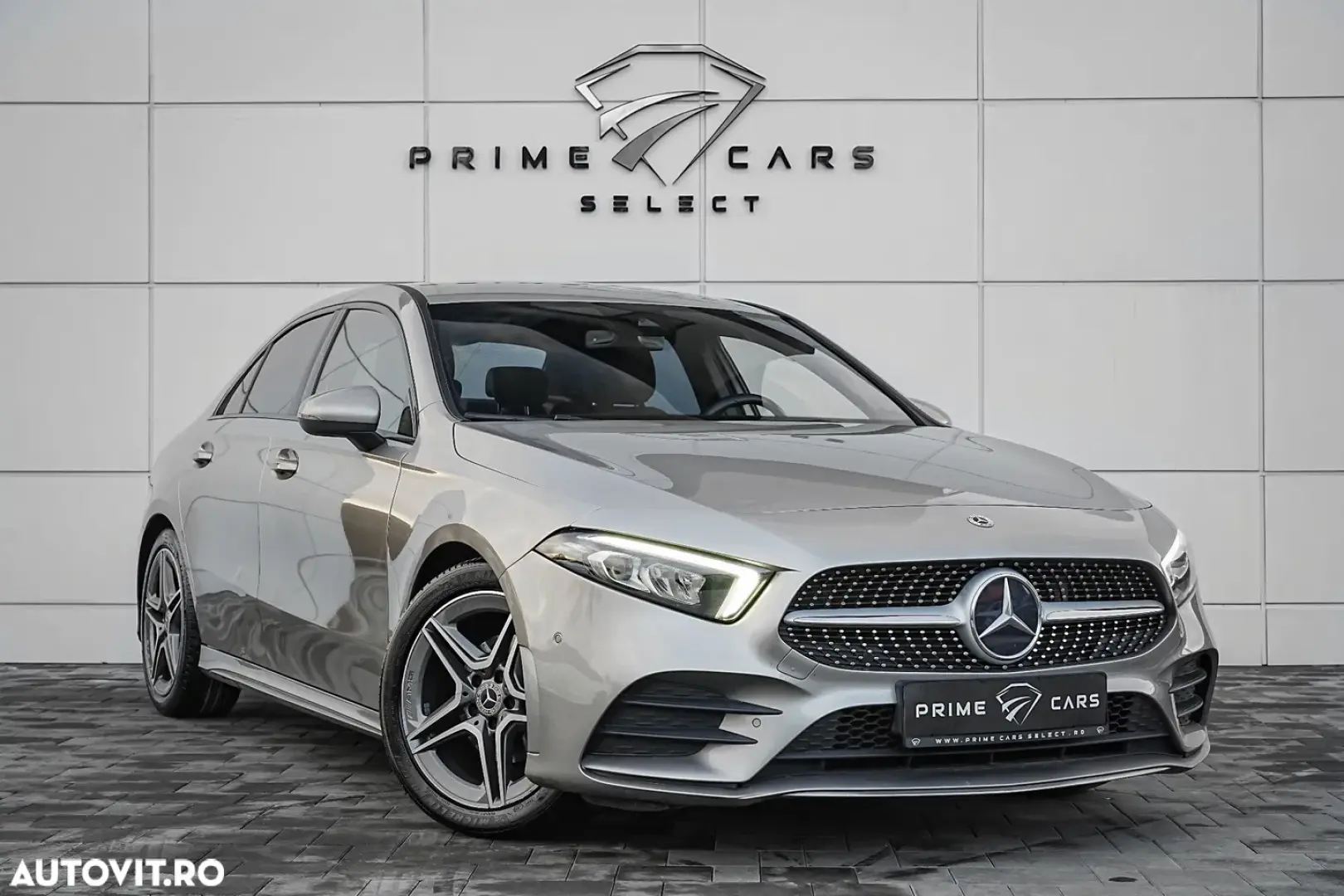 Mercedes-Benz A 180 7G-DCT AMG Line