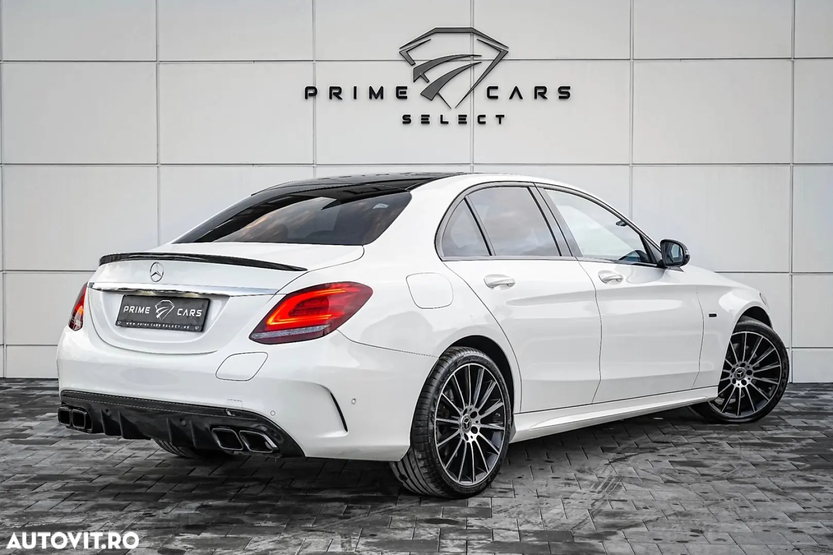 Mercedes-Benz C 300 e 9G-TRONIC AMG Line