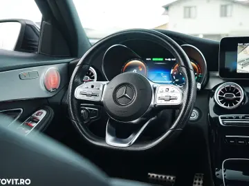 Mercedes-Benz C 300 e 9G-TRONIC AMG Line