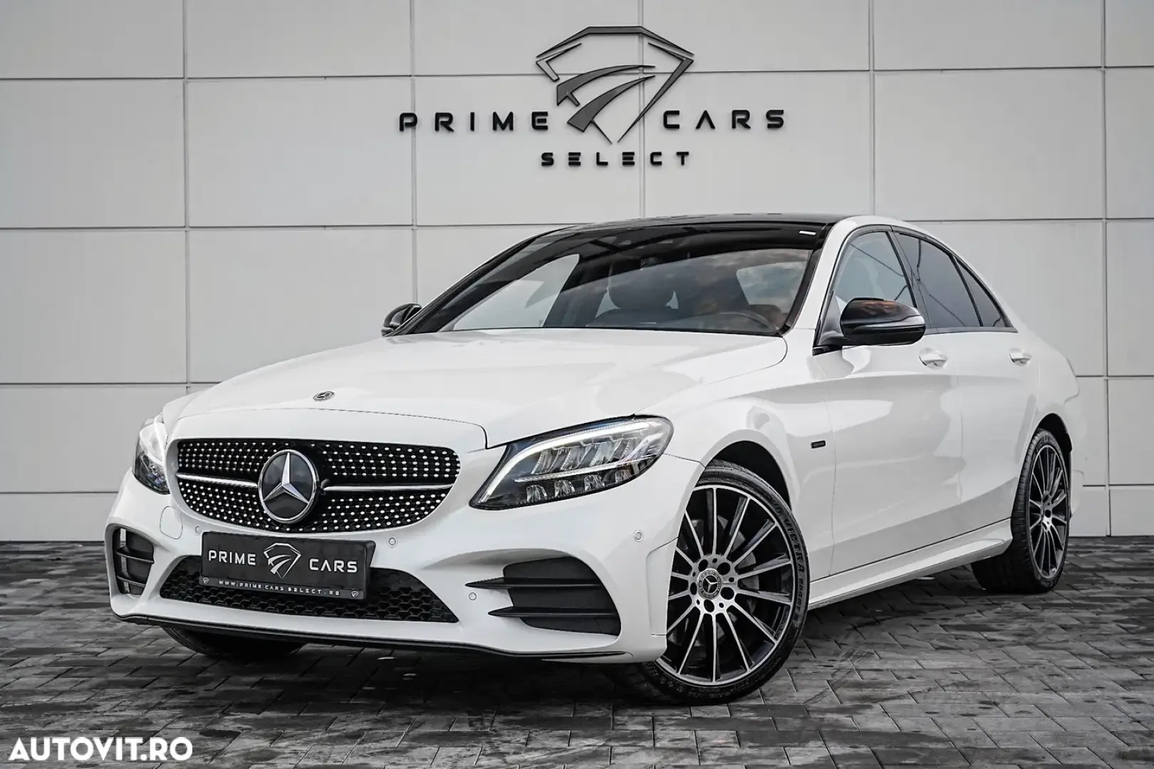 Mercedes-Benz C 300 e 9G-TRONIC AMG Line
