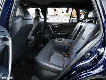 Toyota RAV4 2.5 4x4 Hybrid Style Selection