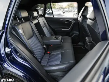 Toyota RAV4 2.5 4x4 Hybrid Style Selection