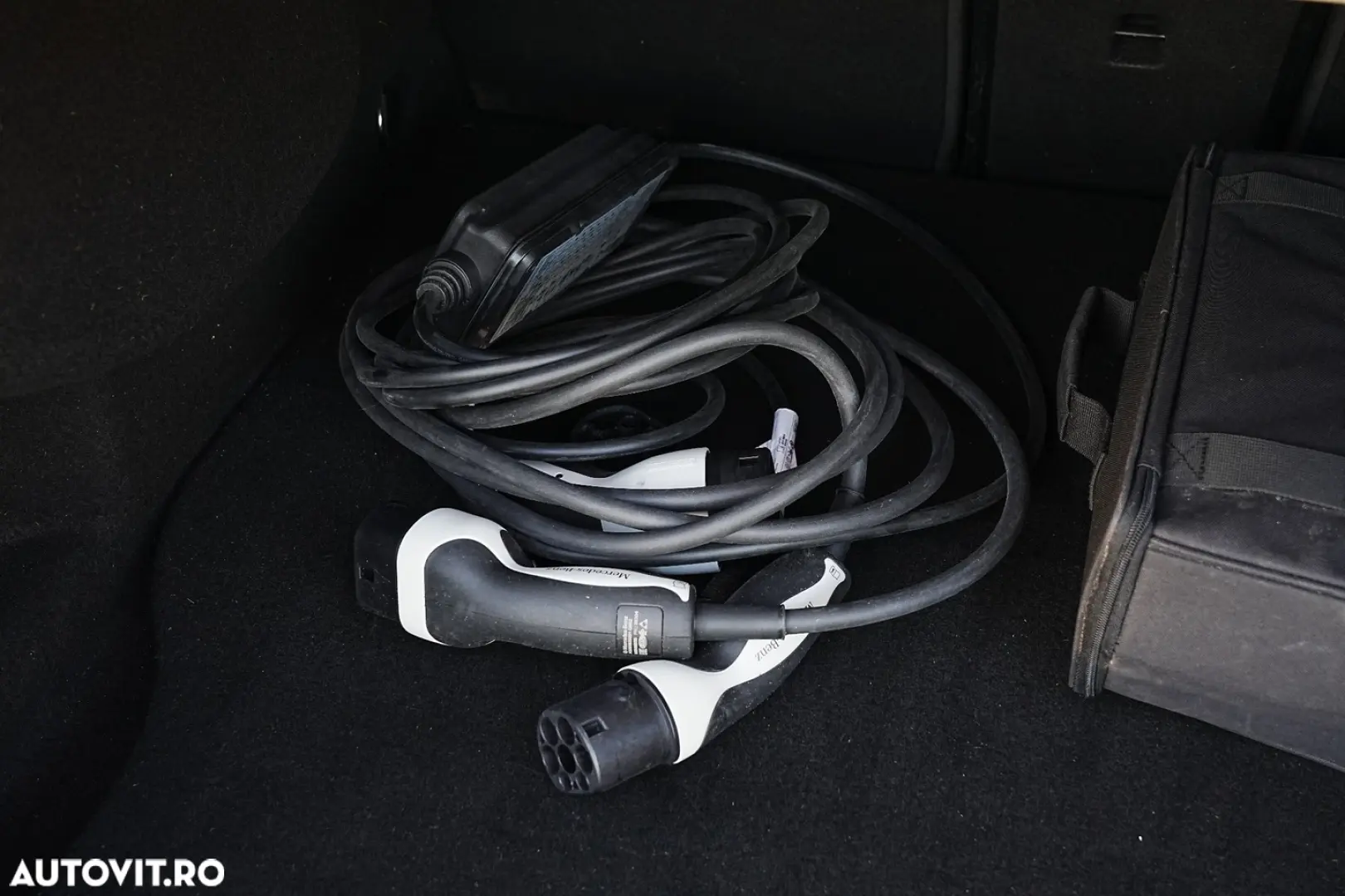 Mercedes-Benz A 250 e 8G-DCT AMG Line