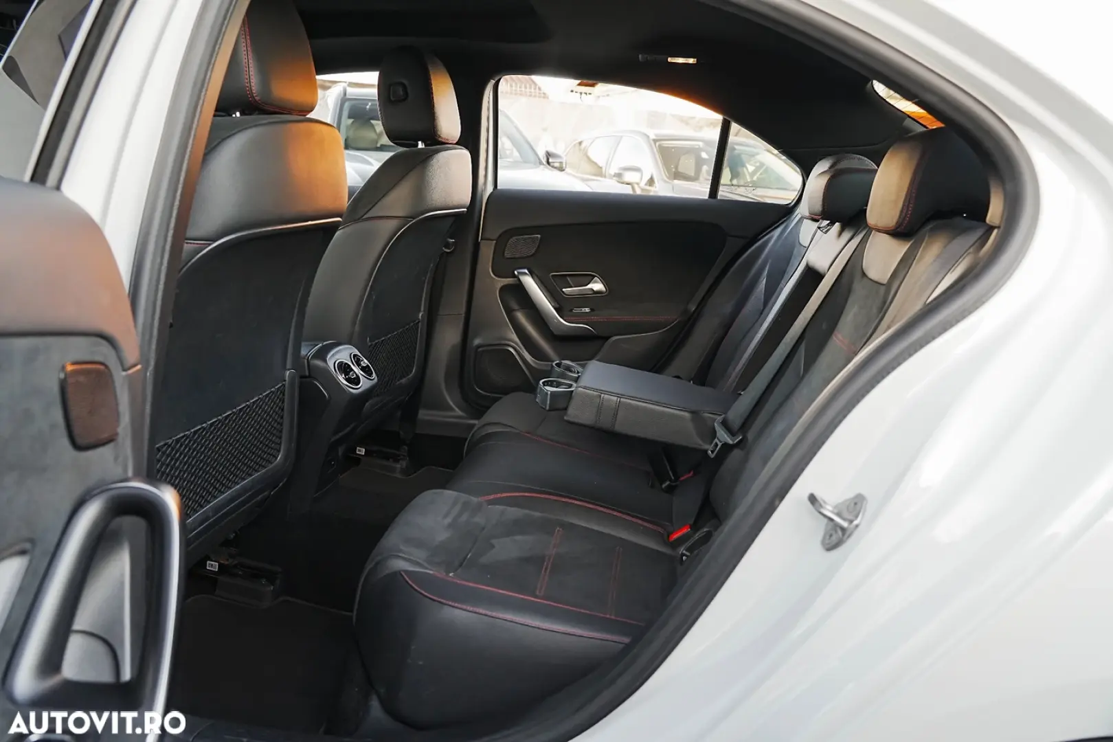 Mercedes-Benz A 250 e 8G-DCT AMG Line