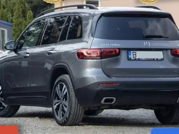Mercedes-Benz GLB 200