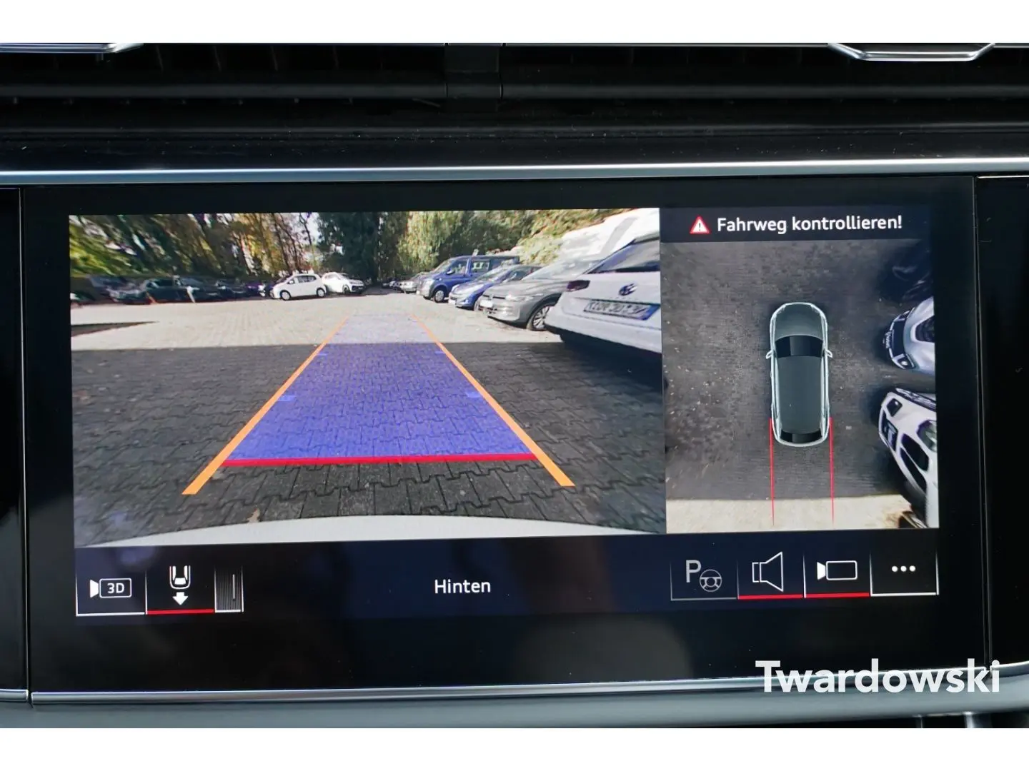 Q8 S line ALLLENKUNG HUD Soft Raute 360 Pano AHK