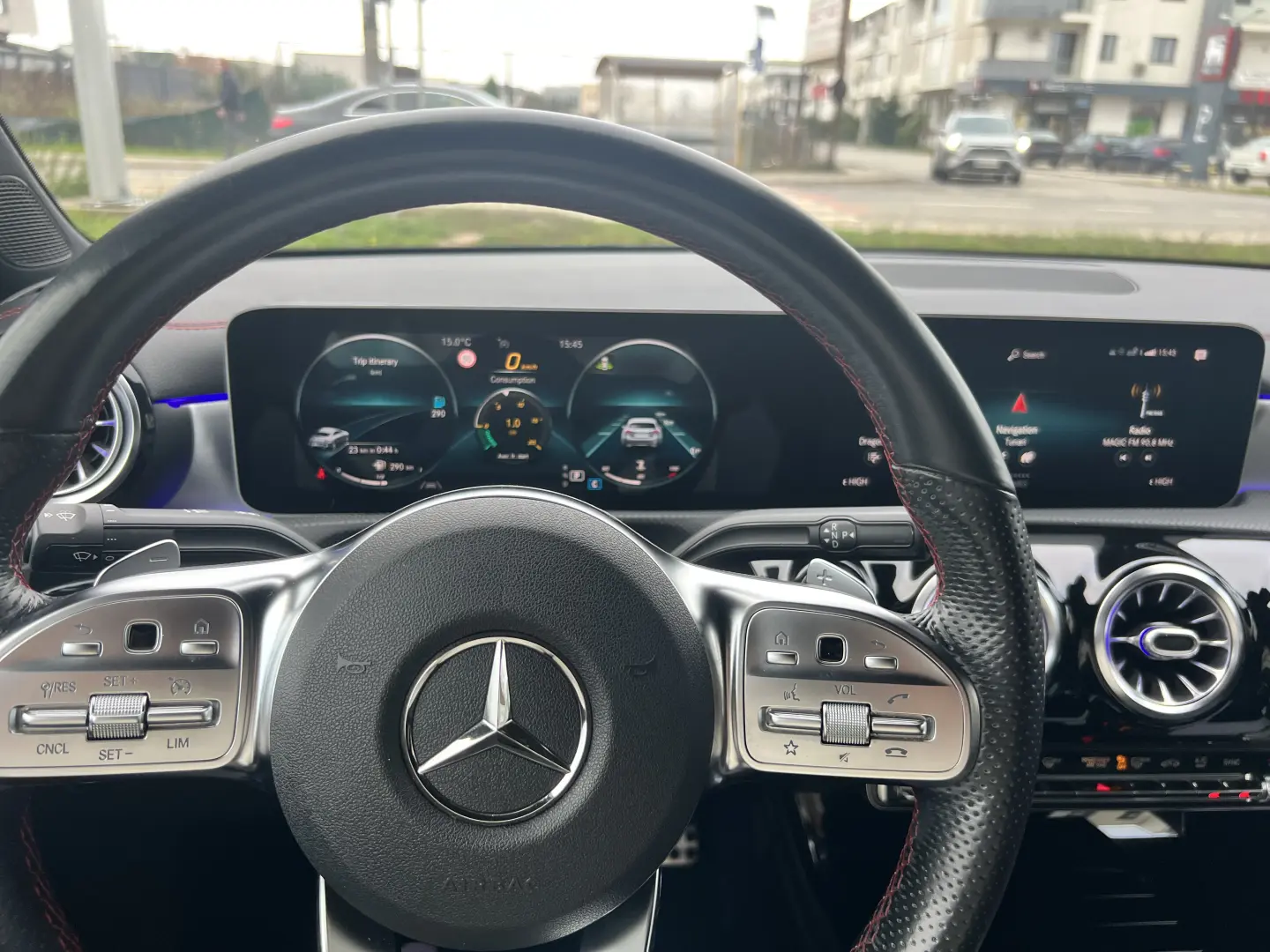 Mercedes-Benz CLA 200