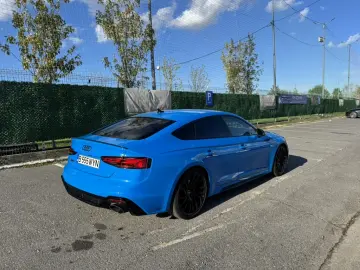 Audi RS5