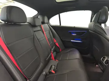 C 300d F in VIN HinterachsLenk Distro Pano AHK