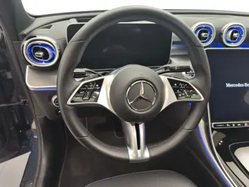 C 300d F in VIN HinterachsLenk Distro Pano AHK