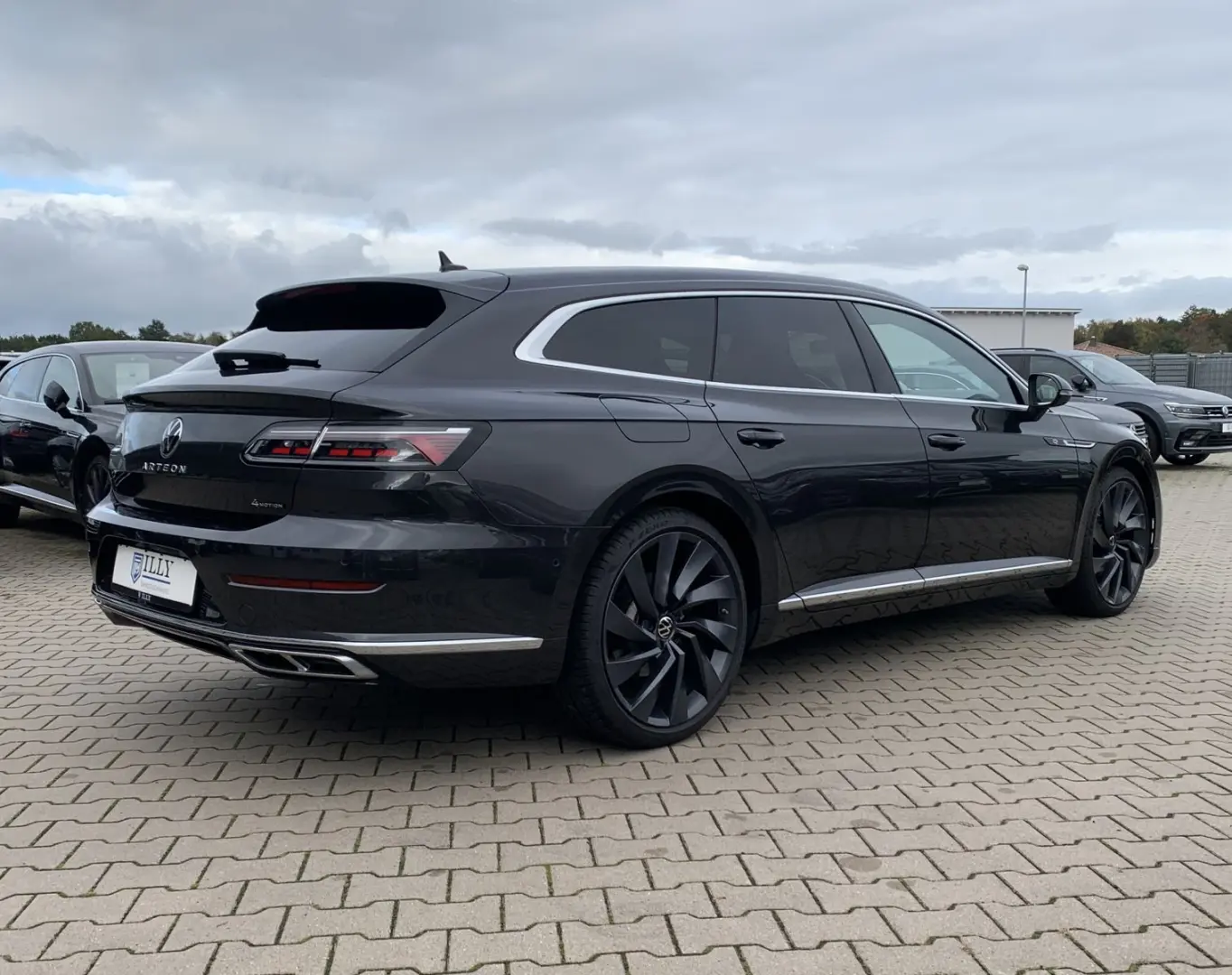 Arteon Shooting Brake 2.0 TDI R-Line 4Motion AHK