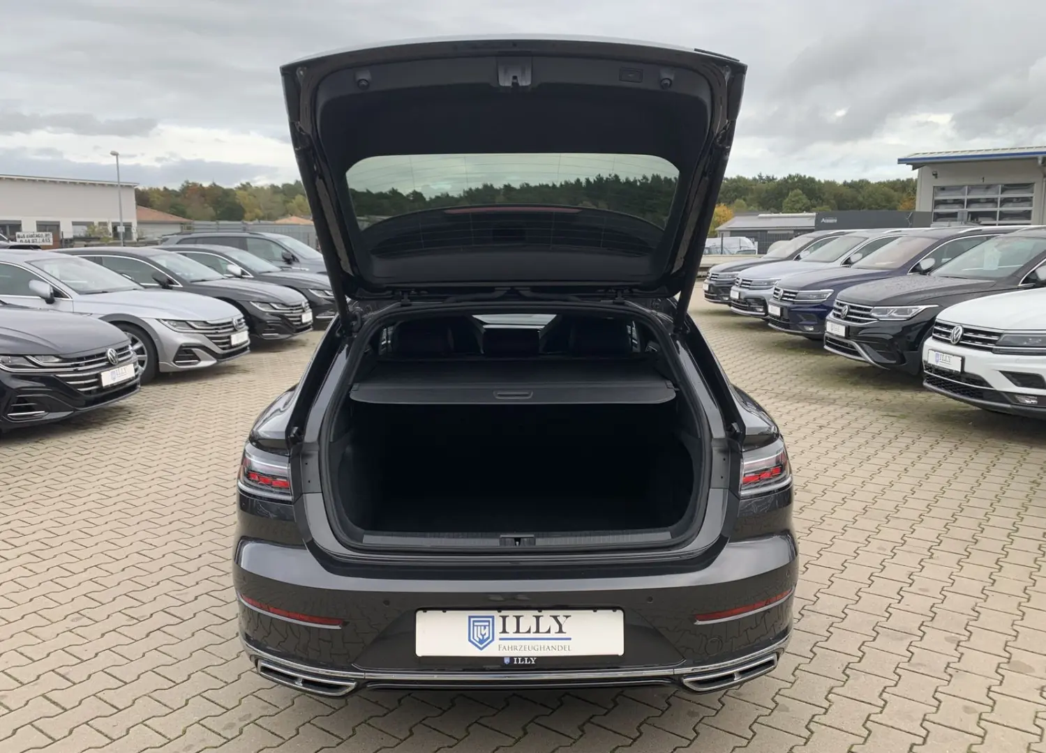 Arteon Shooting Brake 2.0 TDI R-Line 4Motion AHK