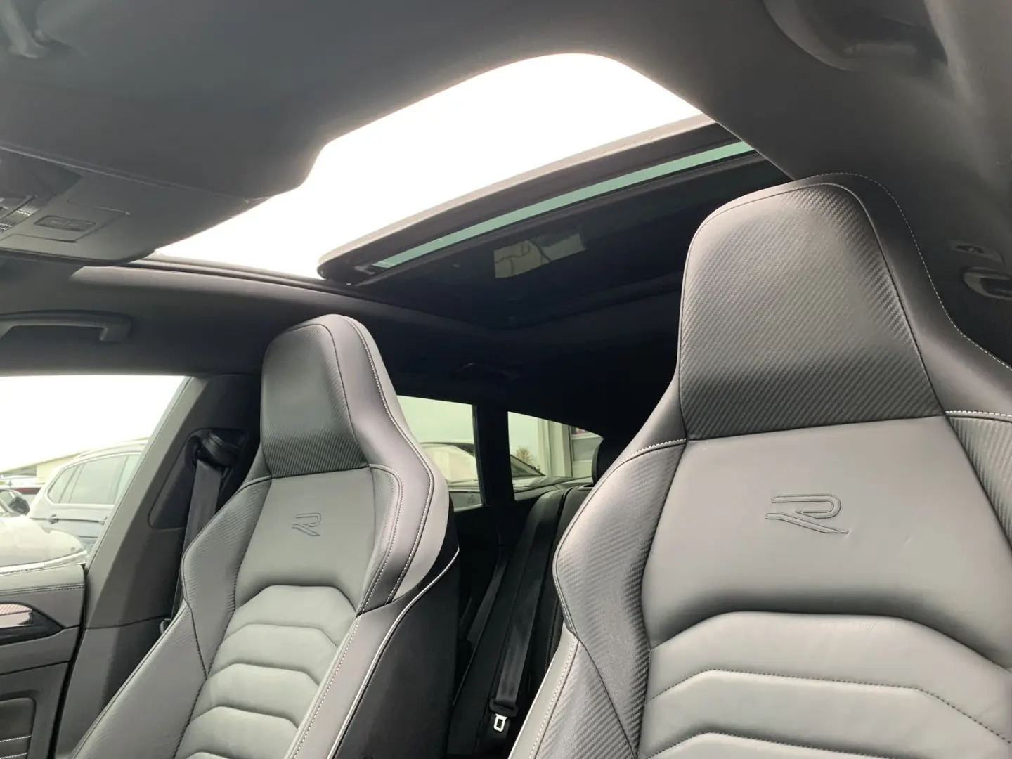 Arteon Shooting Brake 2.0 TDI R-Line 4Motion AHK