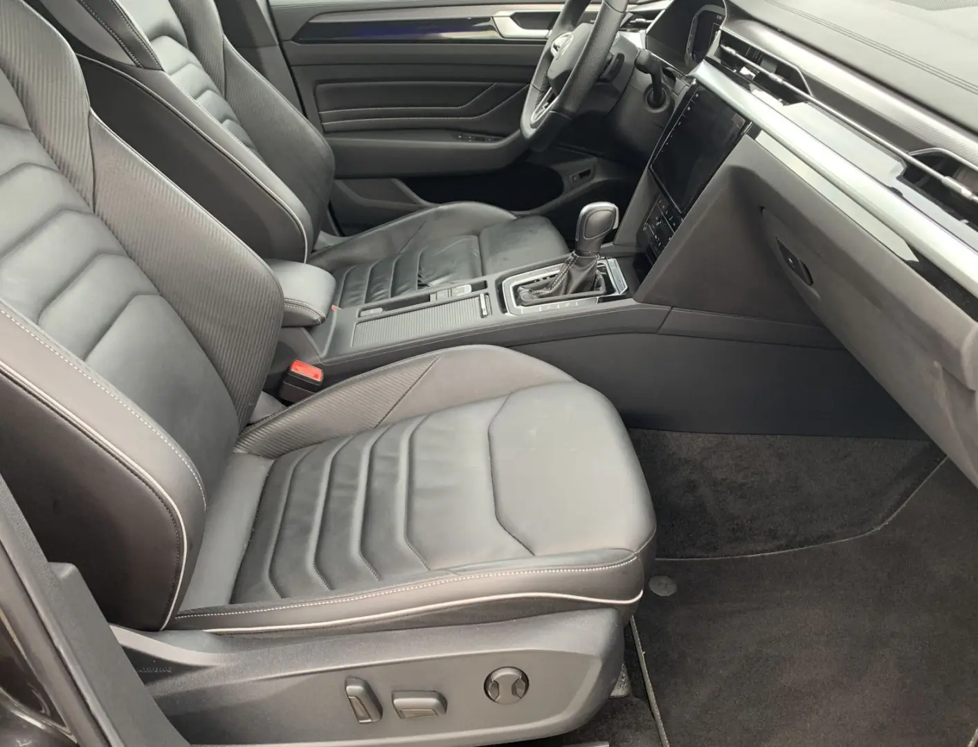 Arteon Shooting Brake 2.0 TDI R-Line 4Motion AHK