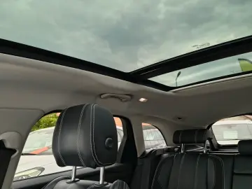 Land Rover Range Rover Velar 2.0