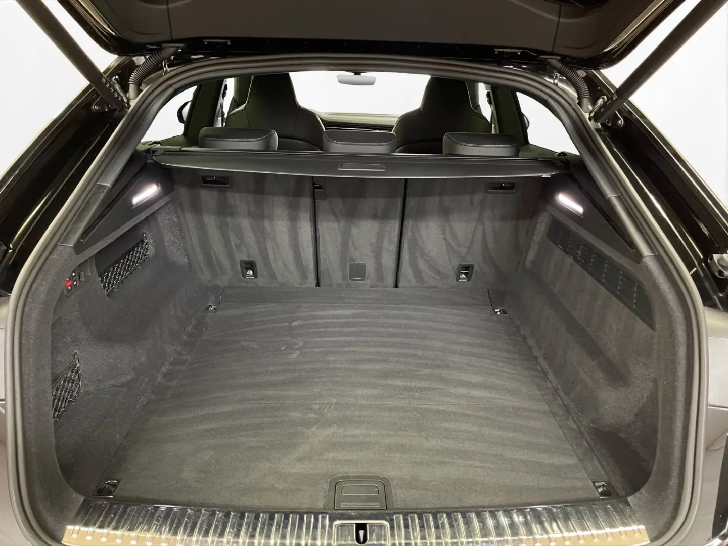 Q8 50 TDI qu. S line AHK Pano Matrix LM 23  B&O