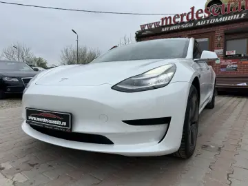 Tesla Model 3 standard RWD
