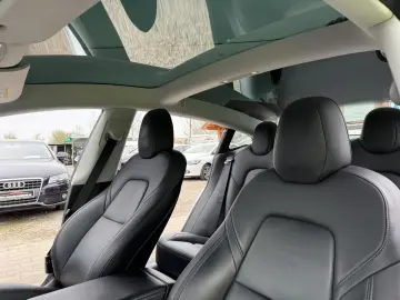 Tesla Model 3 standard RWD